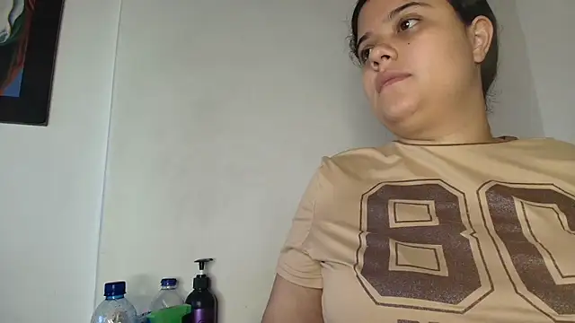 luisahot_9727 webcam