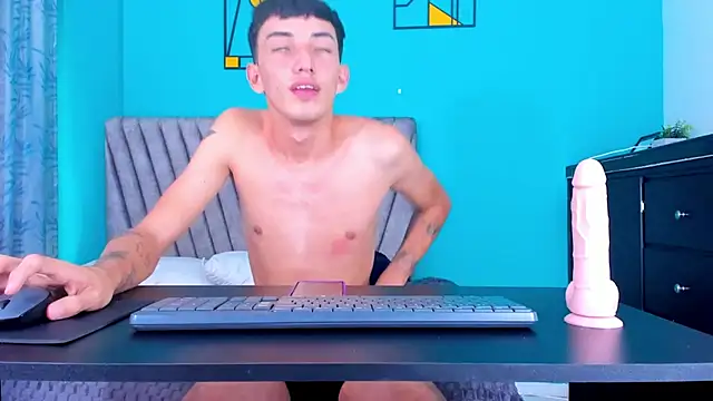 Maikol_Ortiz live sex cam