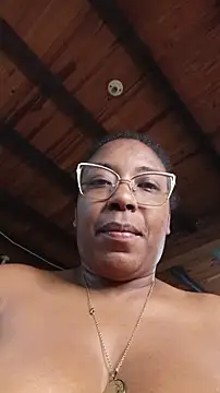 channeldelacroix - ChanneldelaCroix's free webcam - UK Sex Cams