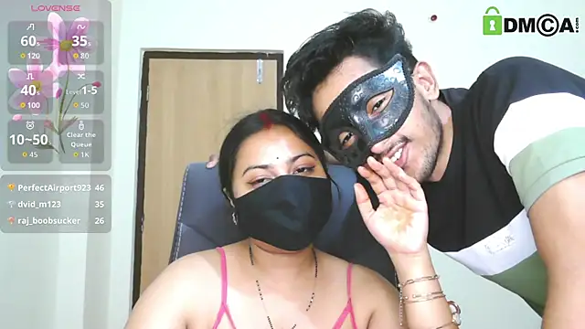 SassyWildCouple webcam