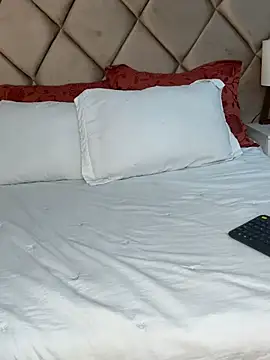 AngelinaDuvall webcam