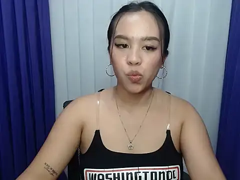 Lovely_apple19 webcam