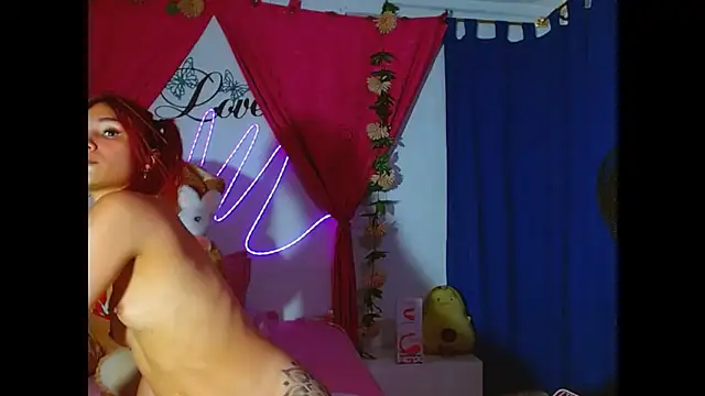 natashakissess webcam