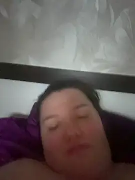 SunnyLeila2101 webcam