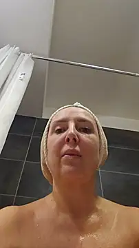 Webcam Model (MariaRichi_)  is live.Free join now!