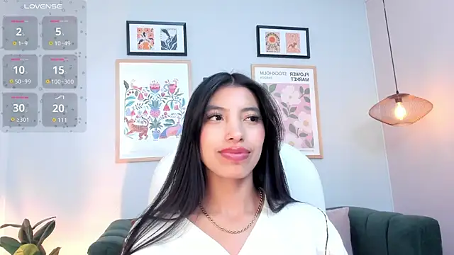 tiffany_low - Tiffany_Low's free webcam - UK Sex Cams