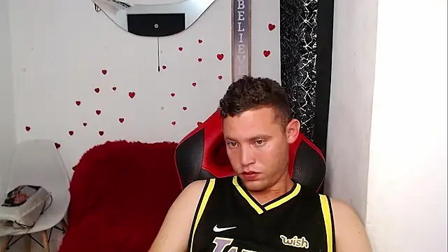 sven_fox723 webcam