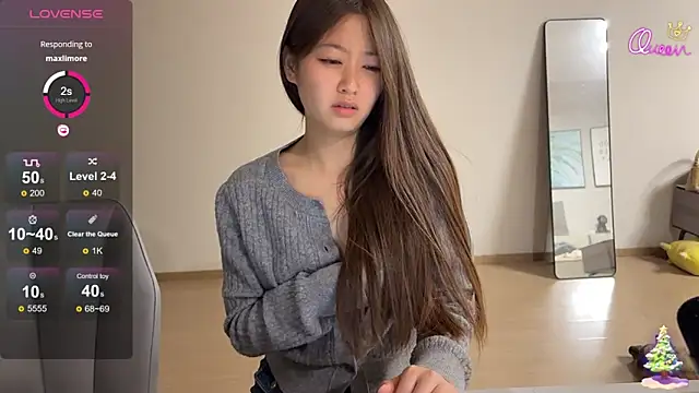 美女Alyssa-8在线直播