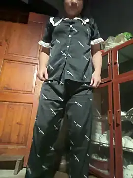 linbi135 - Linbi135's free webcam - UK Sex Cams