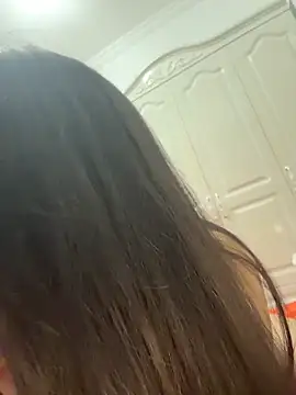 美女TinyBabe在线直播