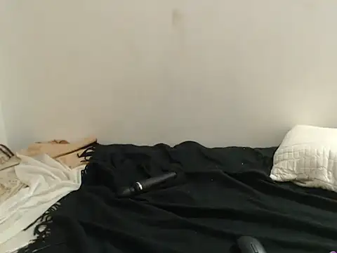 sexypetite_22 (F teen) - squirt