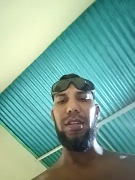 unreadychutzpa - UnreadyChutzpa's free webcam - UK Sex Cams