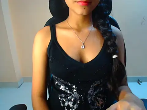 Chandani-Love webcam