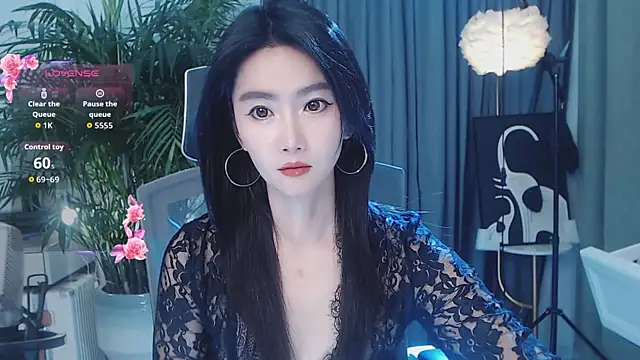 美女feifei-love在线直播