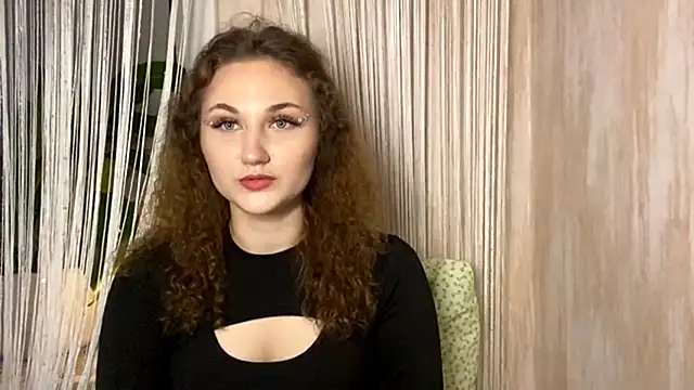 sophieniktashu - SophieNiktashu's free webcam - UK Sex Cams