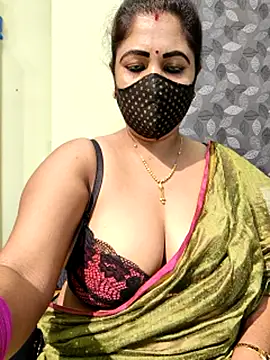 Webcam Model (Poly_bhabi) is live