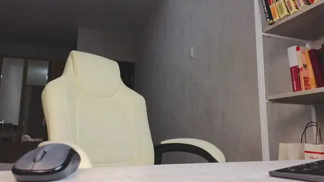 Marietta_Castro live sex cam