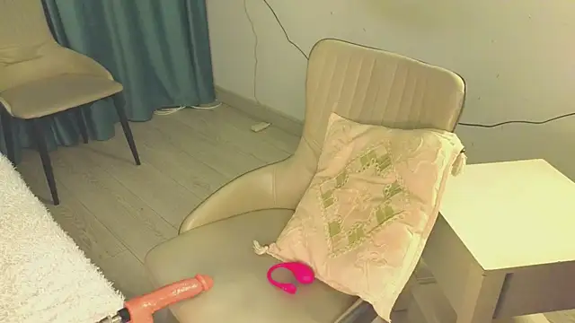 AudreyMell live sex cam