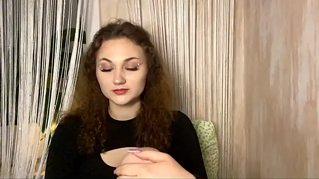 sophieniktashu - SophieNiktashu's free webcam - UK Sex Cams