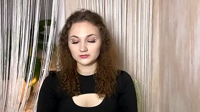 sophieniktashu - SophieNiktashu's free webcam - UK Sex Cams