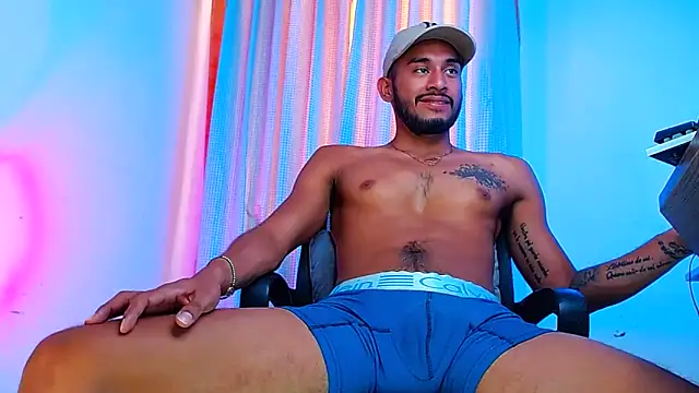 dantesantoro - DanteSantoro's free webcam - UK Sex Cams