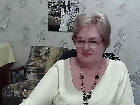 renata62011 - Renata62011's free webcam - UK Sex Cams