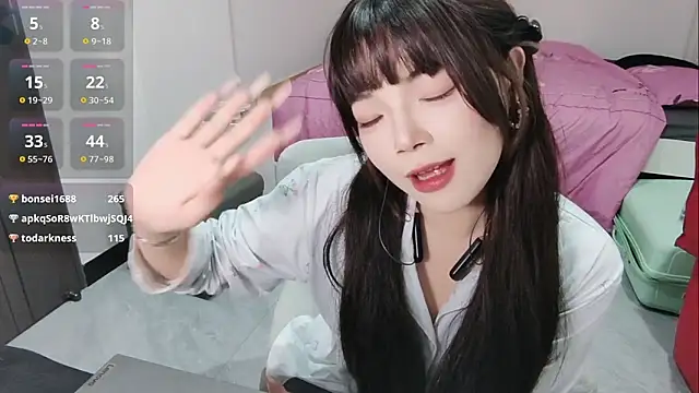 eliana-ik - Eliana-ik's free webcam - UK Sex Cams