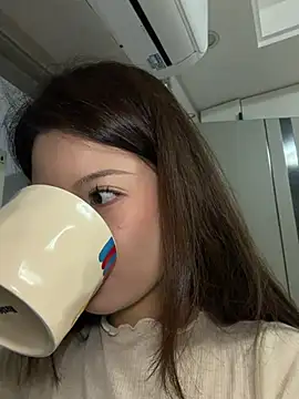 美女niannian6373在线直播