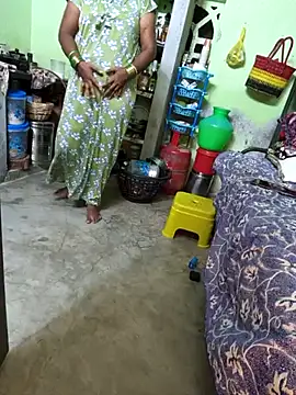 Tamilselviroja- webcam