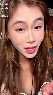 美女Cici250808在线直播