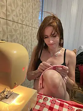 Irresistible24's room