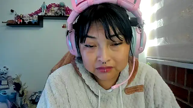 shaddycute_ (F milf) - MAKE ME HAPPY WITH LOTS OF LOVE 💙