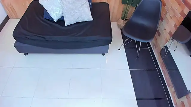 milavega_ - Milavega_'s free webcam - UK Sex Cams