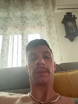 Lucamilano1991 webcam