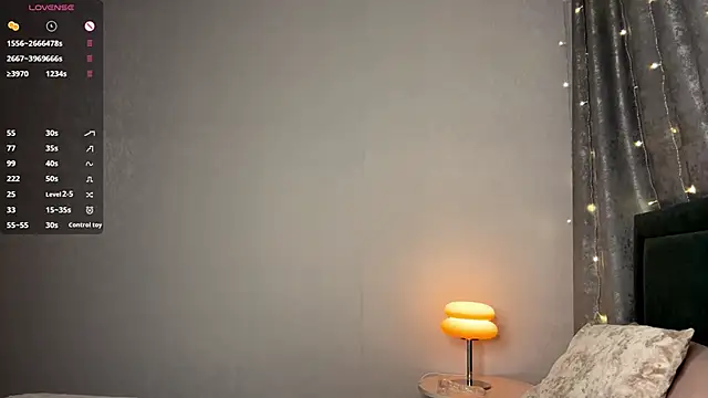 MargaretShyandSkinny webcam