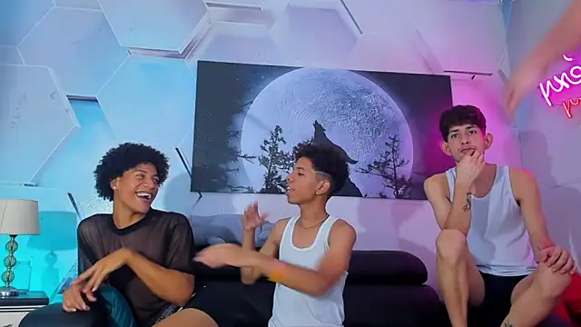 spicy_guys - Spicy_guys's free webcam - UK Sex Cams