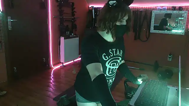 Ginny-the-bdsm-nympho webcam