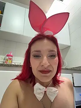 Amelie-RedHoney - Live Cam