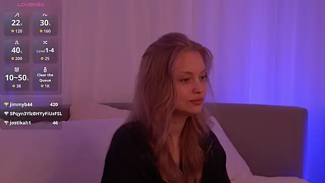 MollyHilton - Live Cam