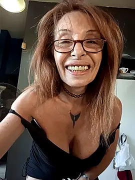 frozenwaffle - FrozenWaffle's free webcam - UK Sex Cams