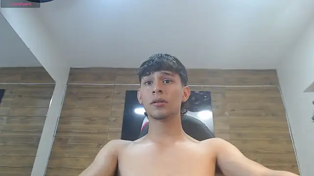 DraxBlade09's live cam