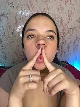 Webcam Model (CelesteJones1)  is live.Free join now!