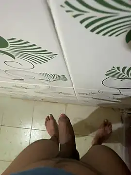 dickmaster8782 (M twink) - Cum in public