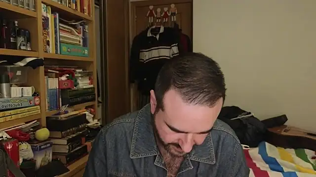 curiosillo83 live sex cam