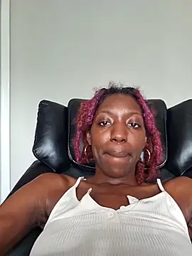 oliviaprettypussy webcam