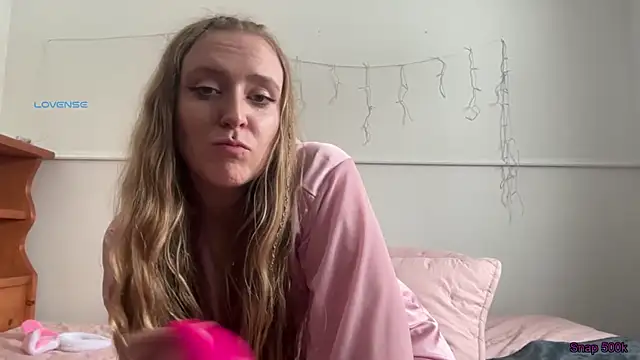 pattyworld69 - Pattyworld69's free webcam - UK Sex Cams