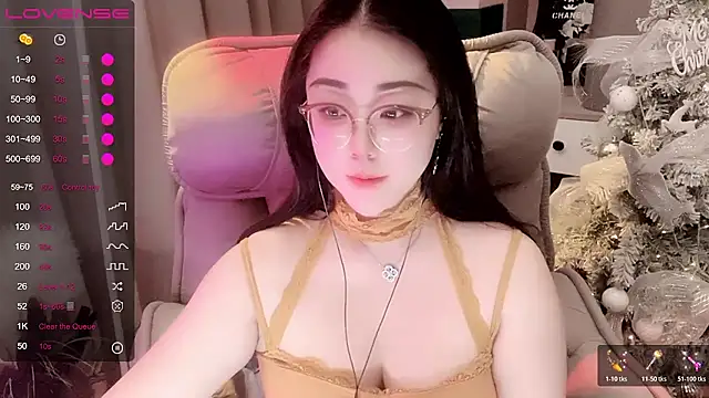 Monica-666888- webcam