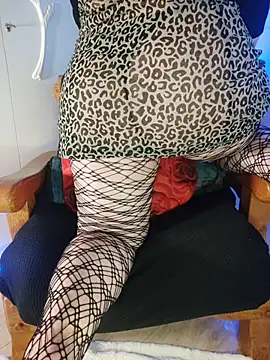 MIA_LO_VE - Live Cam