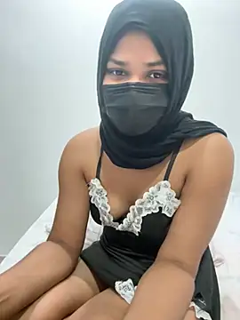 Webcam Model (Velantina_x)  is live.Free join now!