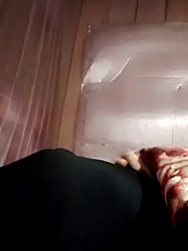 Webcam Model (Sky-rain98)  is live.Free join now!